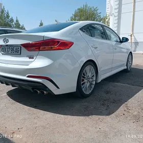 Hyundai Elantra 2017