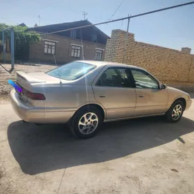 Toyota Camry 1997