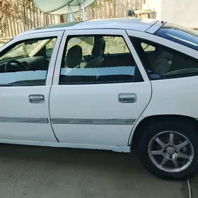 Opel Vectra 1990