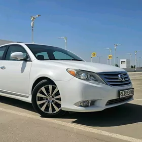 Toyota Avalon 2011