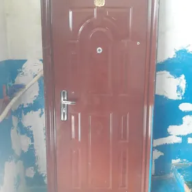 Gapy daşgy