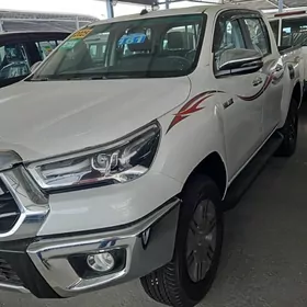 Toyota Hilux 2025