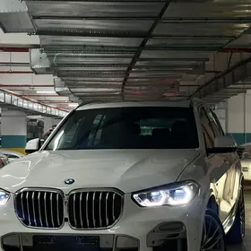 BMW X5 2022