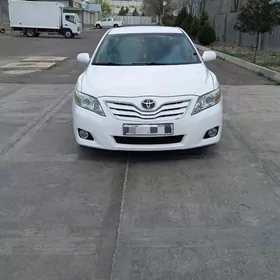 Toyota Camry 2010