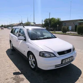 Opel Astra 2003