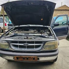 Ford expolerer