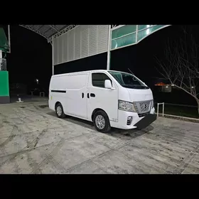 Nissan Urvan 2020
