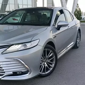 Toyota Camry 2022