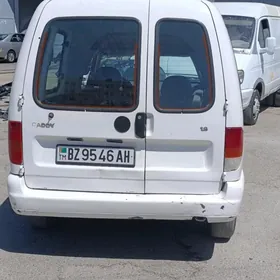 Volkswagen Caddy 2005