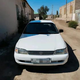 Toyota Carina 1995