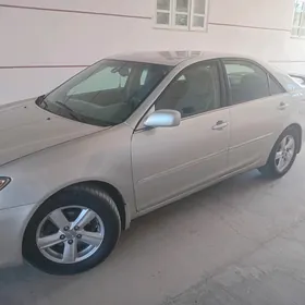 Toyota Camry 2005