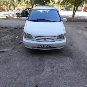 Toyota Sienna 2002