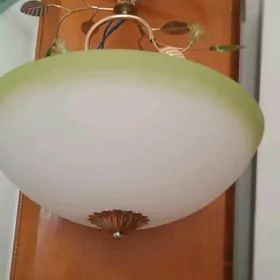 Люстра с большим плафоном