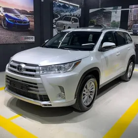 Toyota Highlander 2019