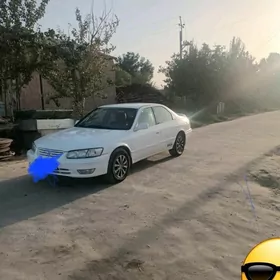 Toyota Camry 2001