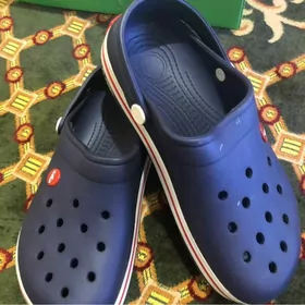 crocs