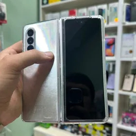 Galaxy Fold 3
