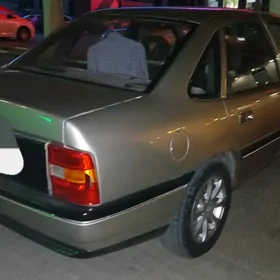 Opel Vectra 1990