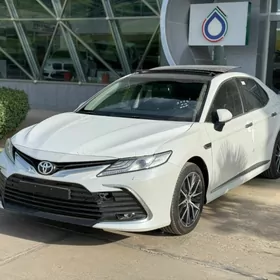 Toyota Camry 2023