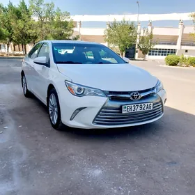 Toyota Camry 2016