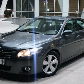 Toyota Camry 2010