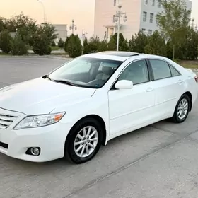 Toyota Camry 2011