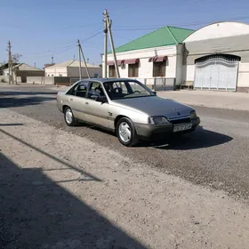 Opel Omega 1990