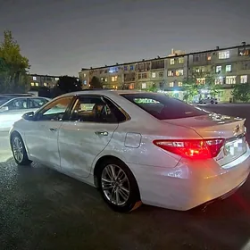 Toyota Camry 2016