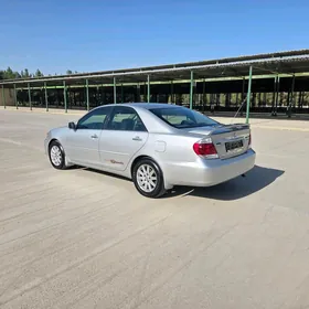 Toyota Camry 2004