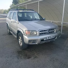 Nissan Pathfinder 2002