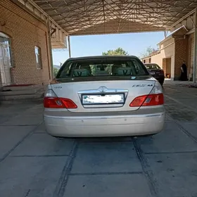 Toyota Avalon 2001