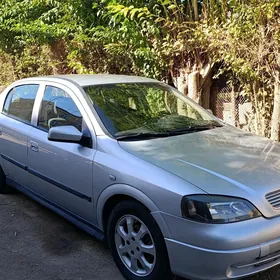 Opel Astra 2002