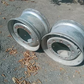 Volvo pilod disgawoy