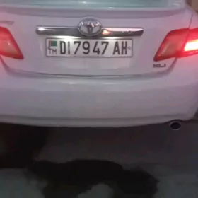 Toyota Camry 2011