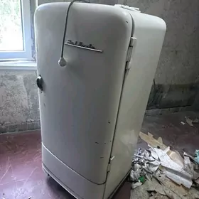 ХОЛОДИЛЬНИК ЗИЛ МОСКВА