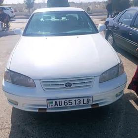 Toyota Camry 1998