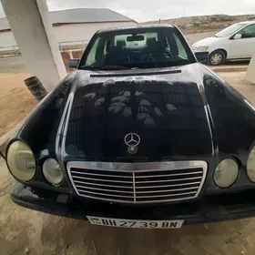 Mercedes-Benz C320 1996
