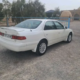 Toyota Camry 2000