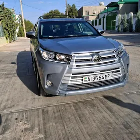 Toyota Highlander 2014
