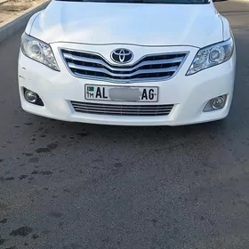Toyota Camry 2011