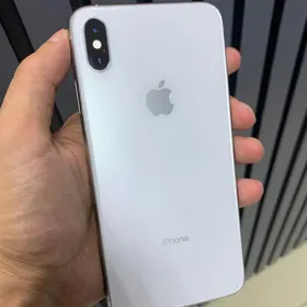 iPhone Xs Max 82