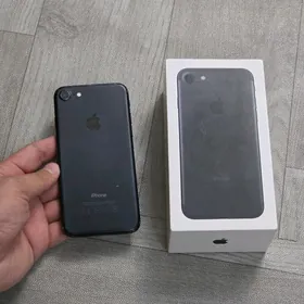 IPhone 7. 32GB
