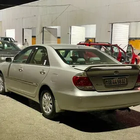Toyota Camry 2005