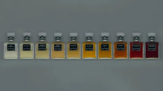 Balenciaga возвращается в мир парфюмерии и хочет вернуть аромат 1947 года