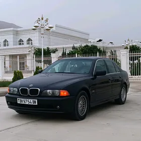 BMW E39 1999