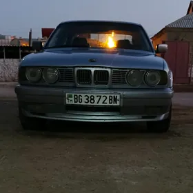 BMW 525 1989