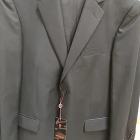 Kastyum kostyum Pierre Cardin