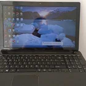 TOSHIBA NOUTBUK