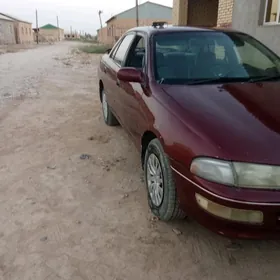 Toyota Carina 1993