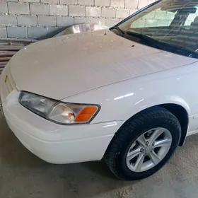 Toyota Camry 1999